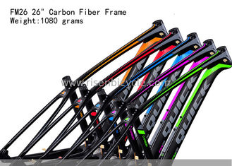 Chine 26er vélo cadre en fibre de carbone FM26 de vélo de montagne léger 1080 grammes PF30 conique couleurs différentes fournisseur