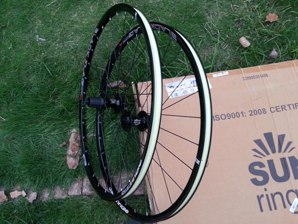 SunRingle Blackflag comp vélo de montagne ensemble de roues sans tube 3