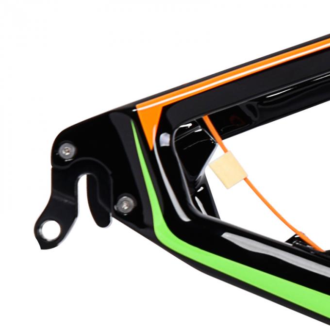 26er vélo cadre en fibre de carbone FM26 de vélo de montagne léger 1080 grammes PF30 conique couleurs différentes 9