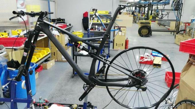 29er XC Full Suspension Cadre de vélo à carbone 27.5 Plus Cadre de vélo de montagne Mtb à carbone 7