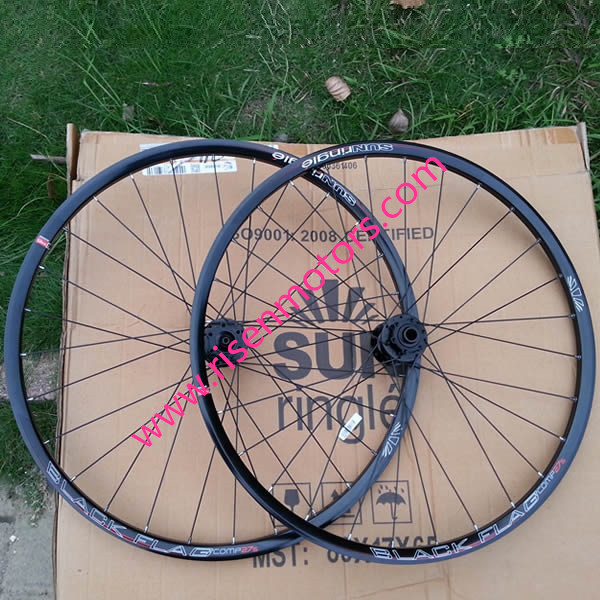 Paire de roues enduro 27,5 Boost pneu mud /boue - Équipements vélos